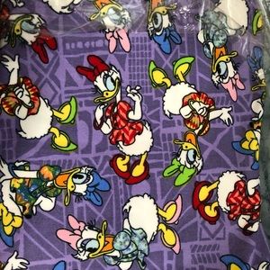 NWT  Purple DAISY DUCK
